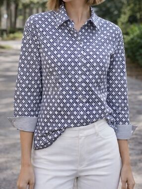 Talbots Navy White Geometric Button Down Shirt Classic Preppy Office Chic Blouse